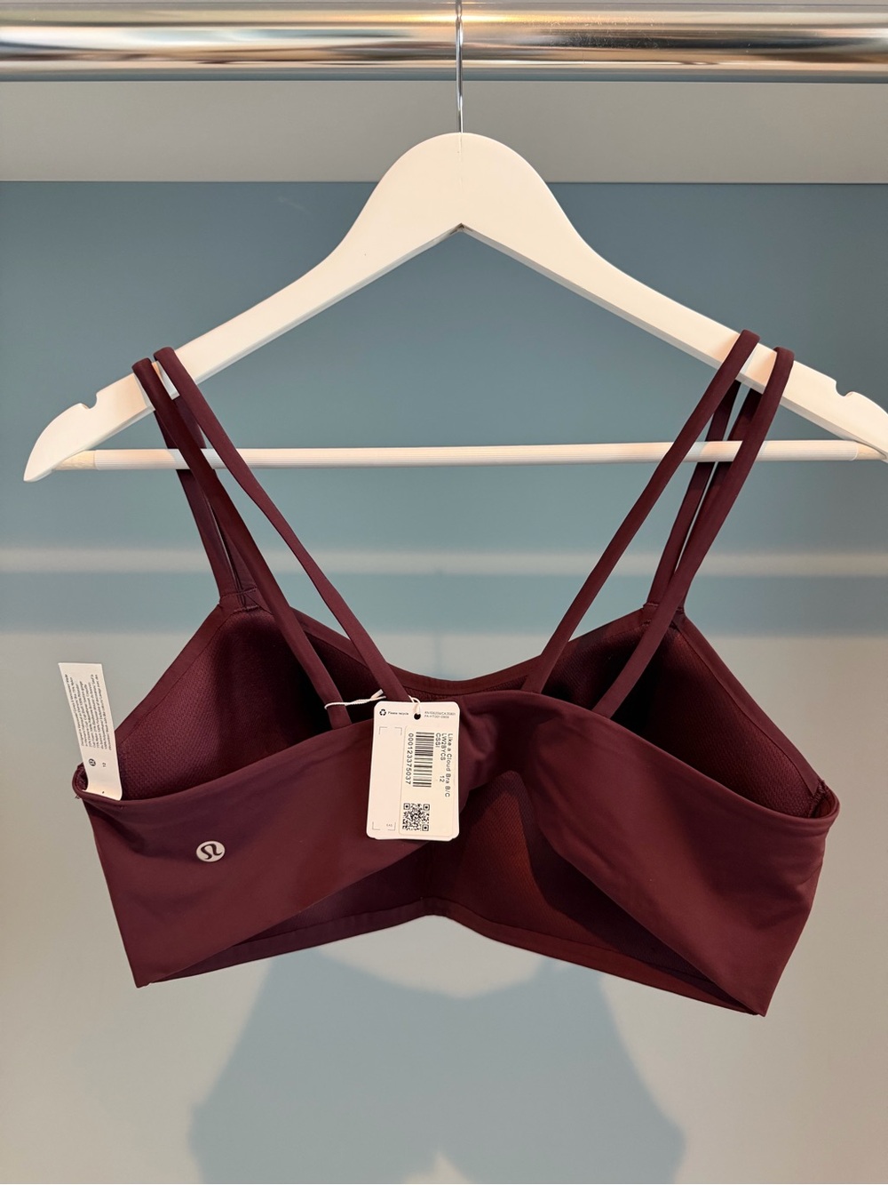 NWT Lululemon Athletica sports bra. Like A Cloud. B/C cup. Sz 12. Brand new! - Picture 16 of 16